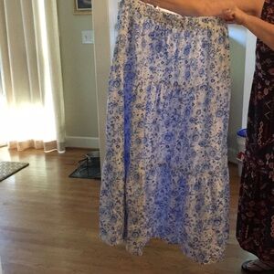 NWT XL Crown & Ivy skirt. Original retail $79